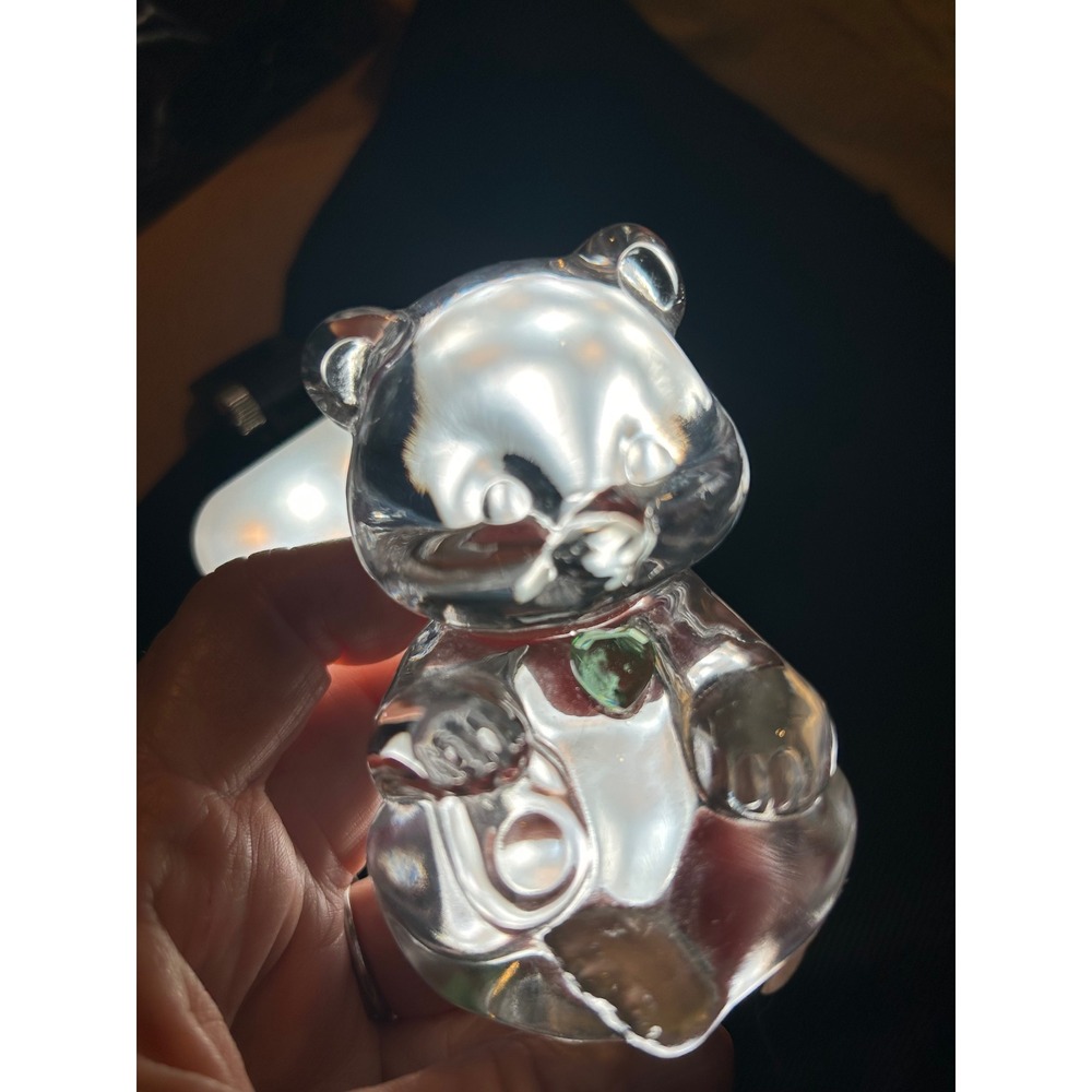 Fenton Art Glass Teddy Bear May Clear with Green Heart 1995 Vintage 3 inch